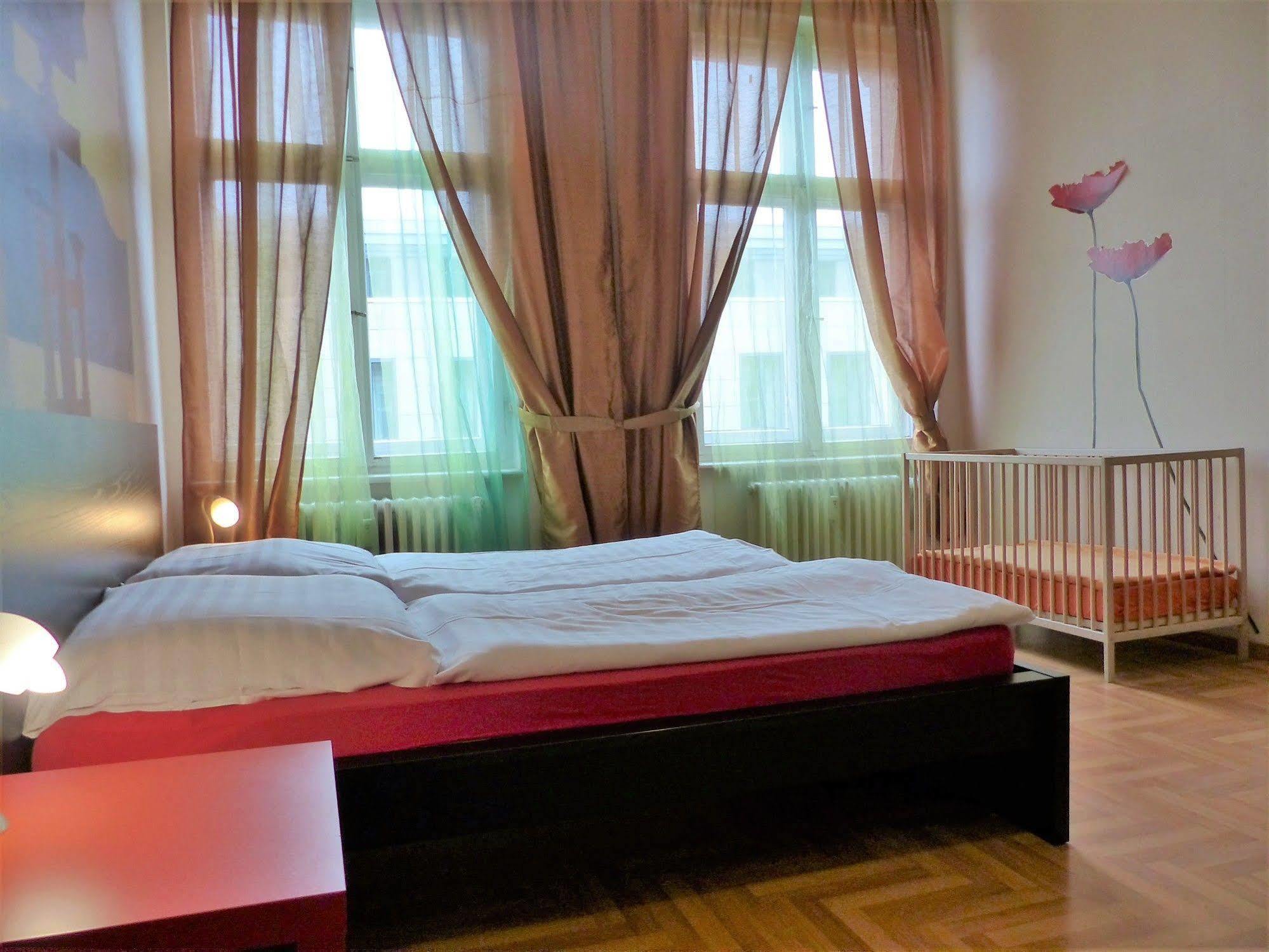 Hotel-Pension Charlottenburg Berlin Eksteriør billede